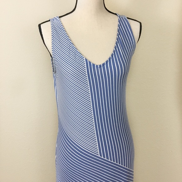 Tommy Bahama Small Maxi Dress - Picture 4 of 8